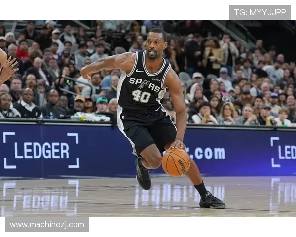 哈里森巴恩斯在NBA赛场上的成长与成就分析